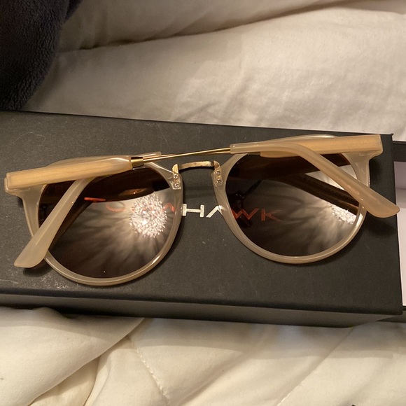 NWT Tomahawk Women’s Sunglasses (Tempest) - Picture 2 of 3